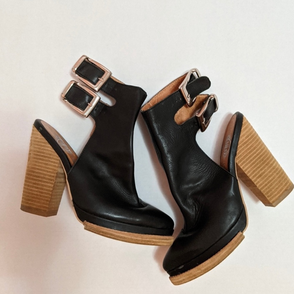 Jeffrey Campbell - Ibiza Last leather strapped booties size 9
